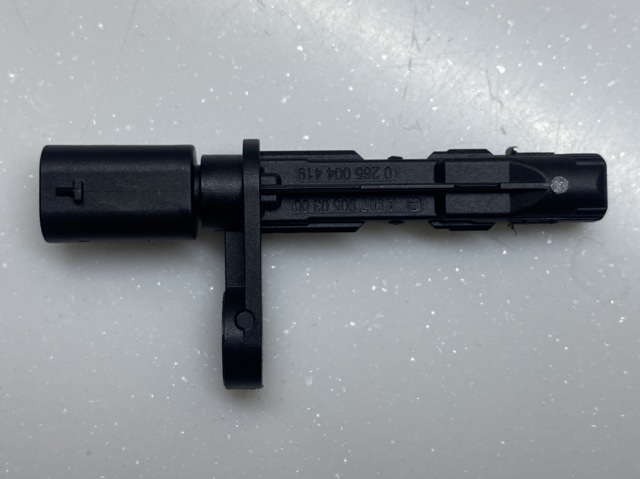 Датчик АБС (ABS) задній A9079050300 MARKET (OEM)