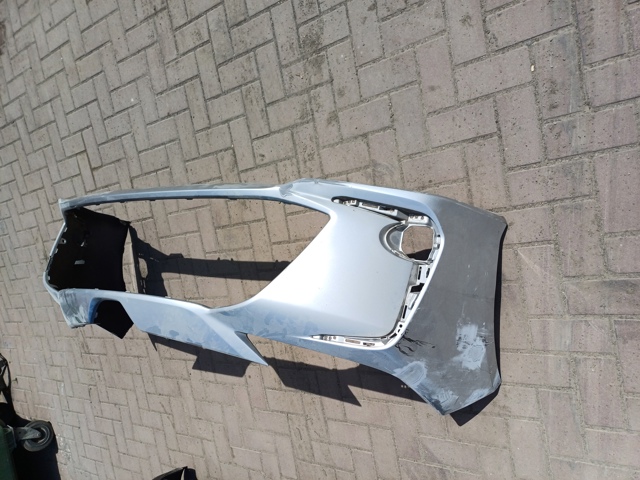 Бампер на авто 52119F2911 TOYOTA