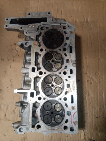 Головка блоку циліндрів 11128513709 BMW