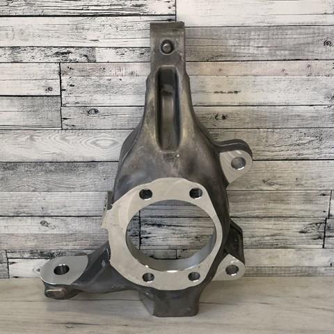 Цапфа поворотного кулака 400143JA0A NISSAN