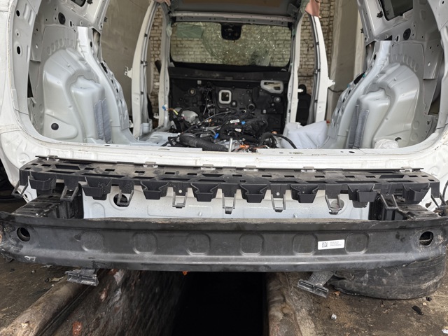 Кронштейн бампера заднього, центральний A2478855500 MERCEDES
