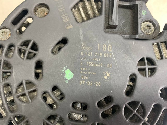 Авто генератор 0121715017 BOSCH