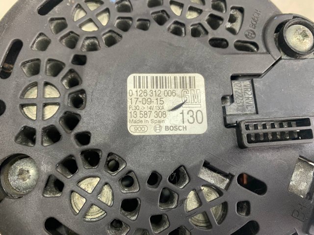Авто генератор 0126312006 BOSCH