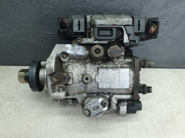 Насос паливний високого тиску (ПНВТ) - DIESEL 0470504210 BOSCH
