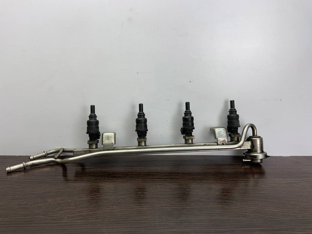 Форсунка паливна 06A906031D VAG