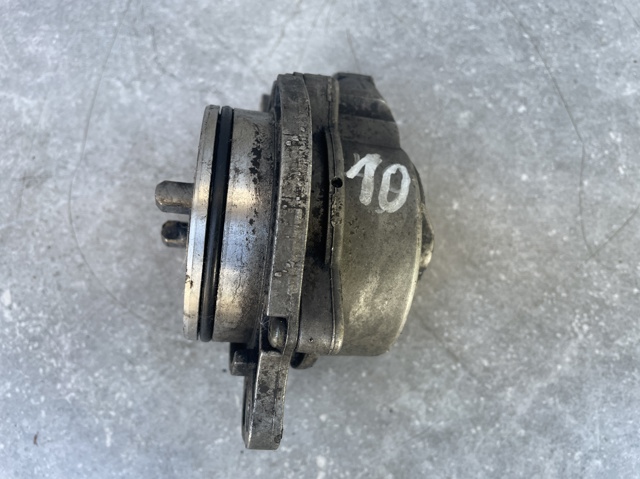 Насос вакуумний 72162503 BMW