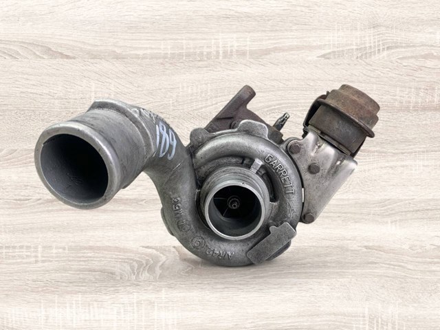 Турбонаддув 8200369581 RENAULT