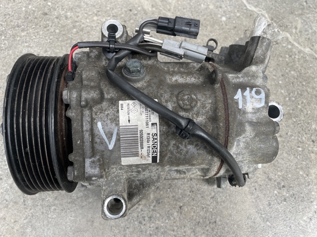 Компресор системи кондиціювання 926005450R NISSAN