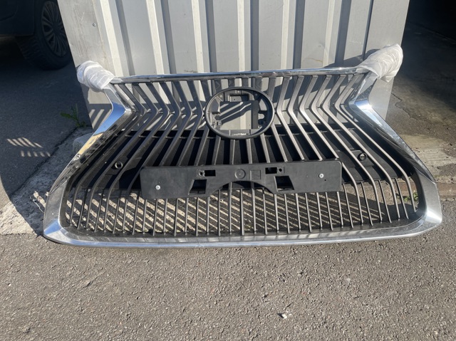 Решітка 5310133670 TOYOTA