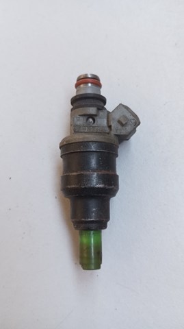 Форсунка паливна MR988977 MITSUBISHI