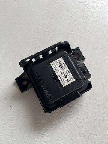 Блок управління системою відкривання воріт гаража 4N0907410C VAG
