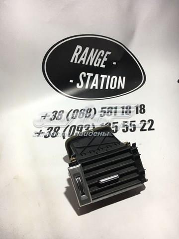 Решітка вентиляції салону на "торпедо", ліва LR025062 LAND ROVER