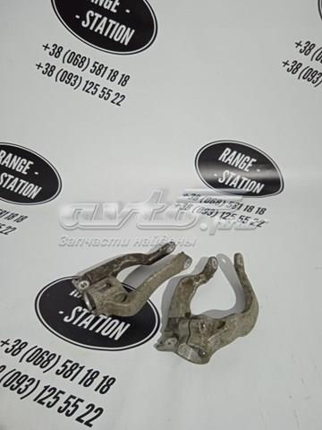 Вилка нижня амортизатора переднього, права LR090616 LAND ROVER