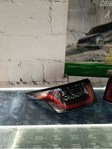 Задня ліва фара LR099777 LAND ROVER
