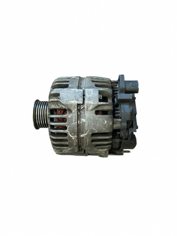 Авто генератор 03C903023D VAG