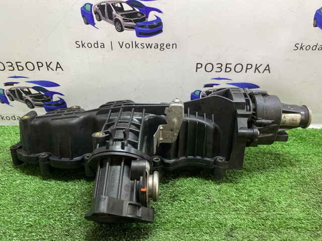 Колектор впускний 03L129711AQ VAG
