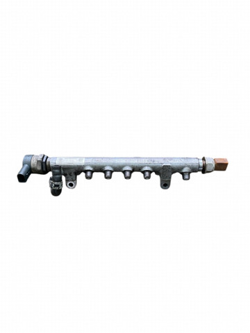 Розподільник палива 03L130089 VAG