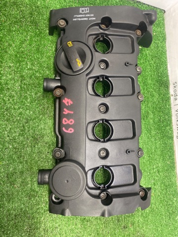 Кришка клапанів 06F103469D VAG