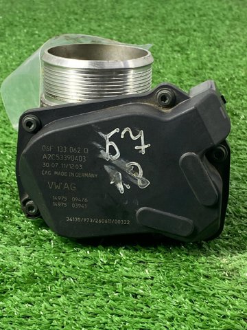 Заслінка повітряна 06F133062Q VAG