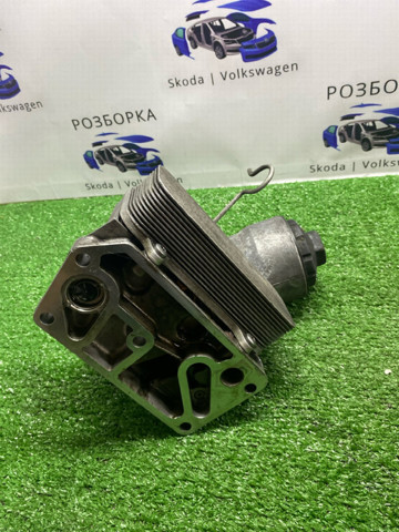 Корпус масляного фільтра 070115389B VAG