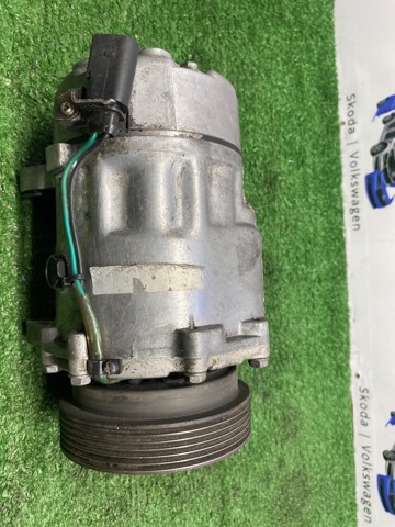 Компресор кондиціонера 1J0820803K VAG