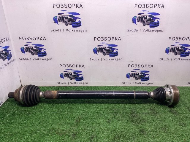 Піввісь передня, права 1K0407272CC VAG