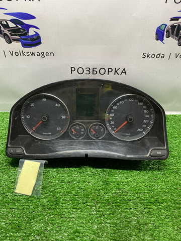 Щиток приладів (комбінація) 1K0920874B VAG