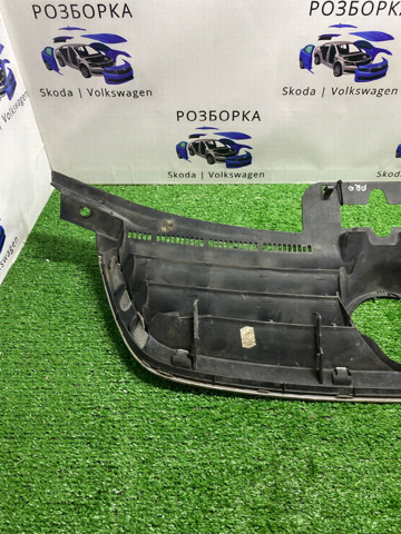 Решітка 1T0853651 VAG