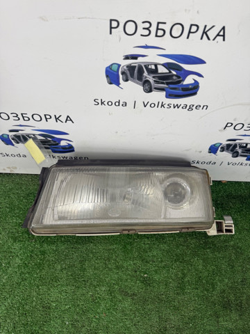 Фара ліва 24608500 VAG