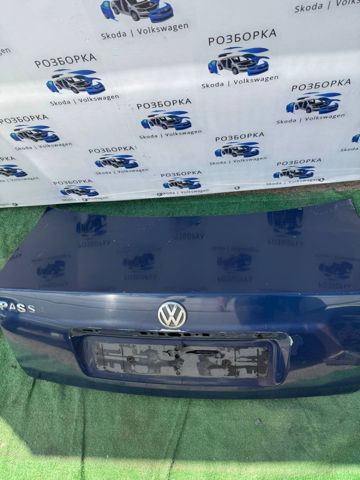 Кришка багажника кузова 3B5827025C VAG