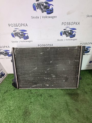 Радіатор системи охолодження двигуна 3C0121253AK VAG