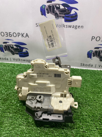 Замок задньої дверї, правої 3C4839016B VAG