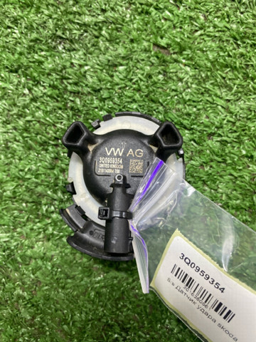Датчик AIRBAG передній 3Q0959354 VAG