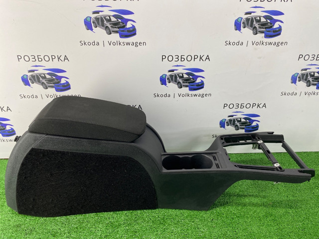 Консоль центральна панелі керування 3T0863241E VAG