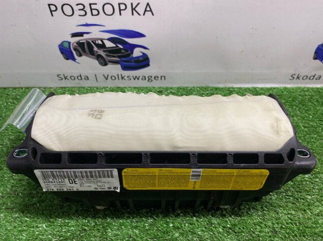 Установка подушки безпеки пасажира 3T0880204A VAG