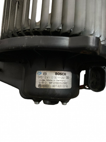 Моторчик пічки 4B1820021B VAG