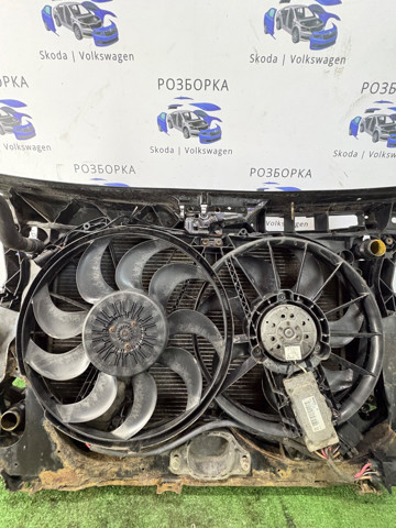 Дифузор (кожух) радіатора охолодження 4F0121207N VAG