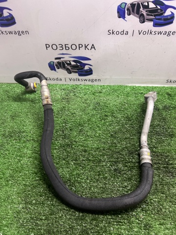 Шланг кондиціонера, від компресора до радіатора 4F0260701M VAG