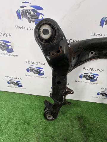 Кронштейн КПП 4F0399313AE VAG