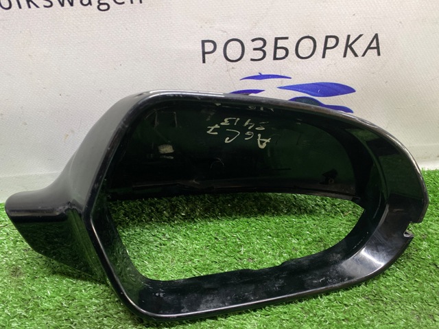 Корпус дзеркала заднього виду, правий 4G0857528 VAG
