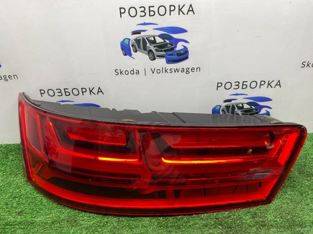 Задня ліва фара 4M0945093D VAG