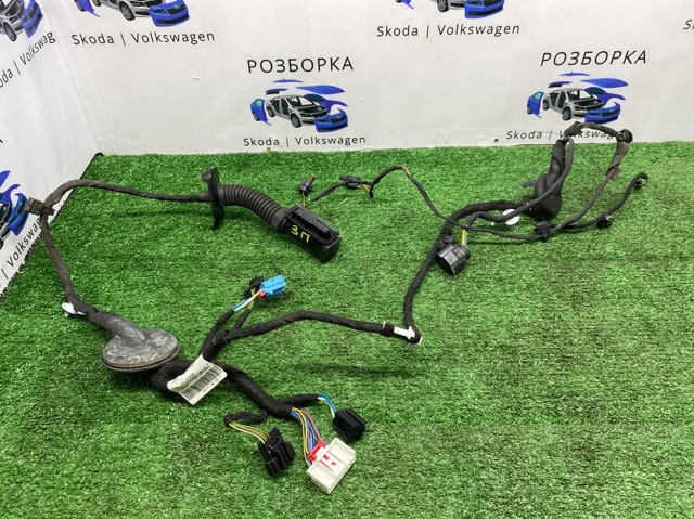 Електропроводка задніх дверей 4M0971687FQ VAG