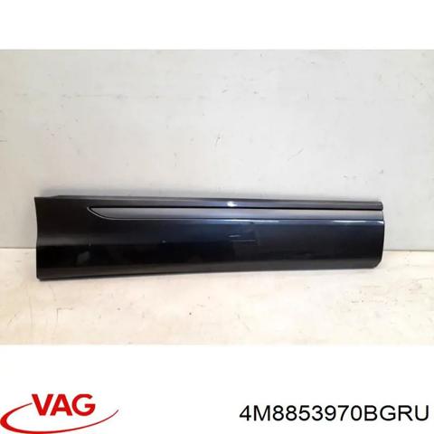 Накладка задніх правих дверей 4M8853970BGRU VAG