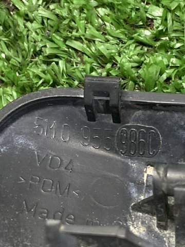 Сопло склоомивача вітрового скла 5M0955986C VAG