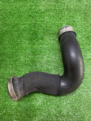 Шланг/патрубок інтеркуллера 7L6145738A VAG
