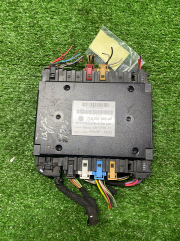 Комп'ютер бортовий 7L6937049AF VAG