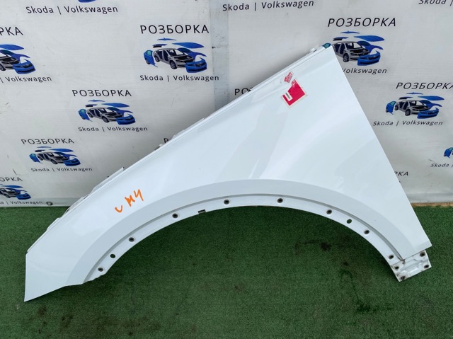 Переднє ліве крило 80A821105A VAG