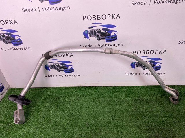 Трубопроводи 8W0816738P VAG