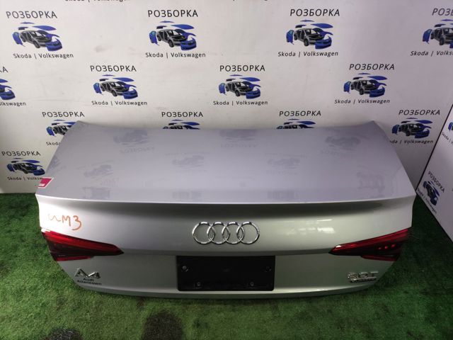 Кришка багажника кузова 8W5827025F VAG