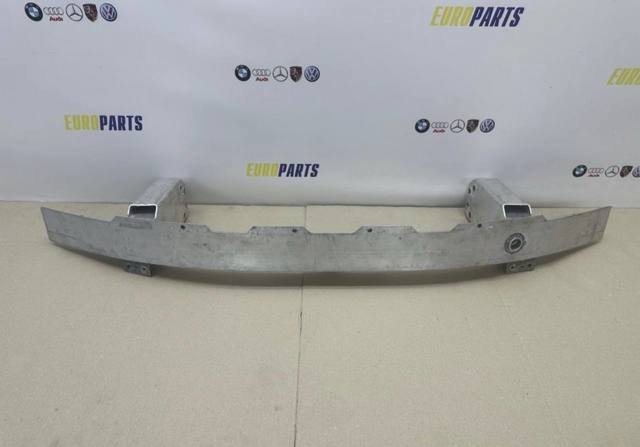 Буфер бампера переднього 51117451117 BMW